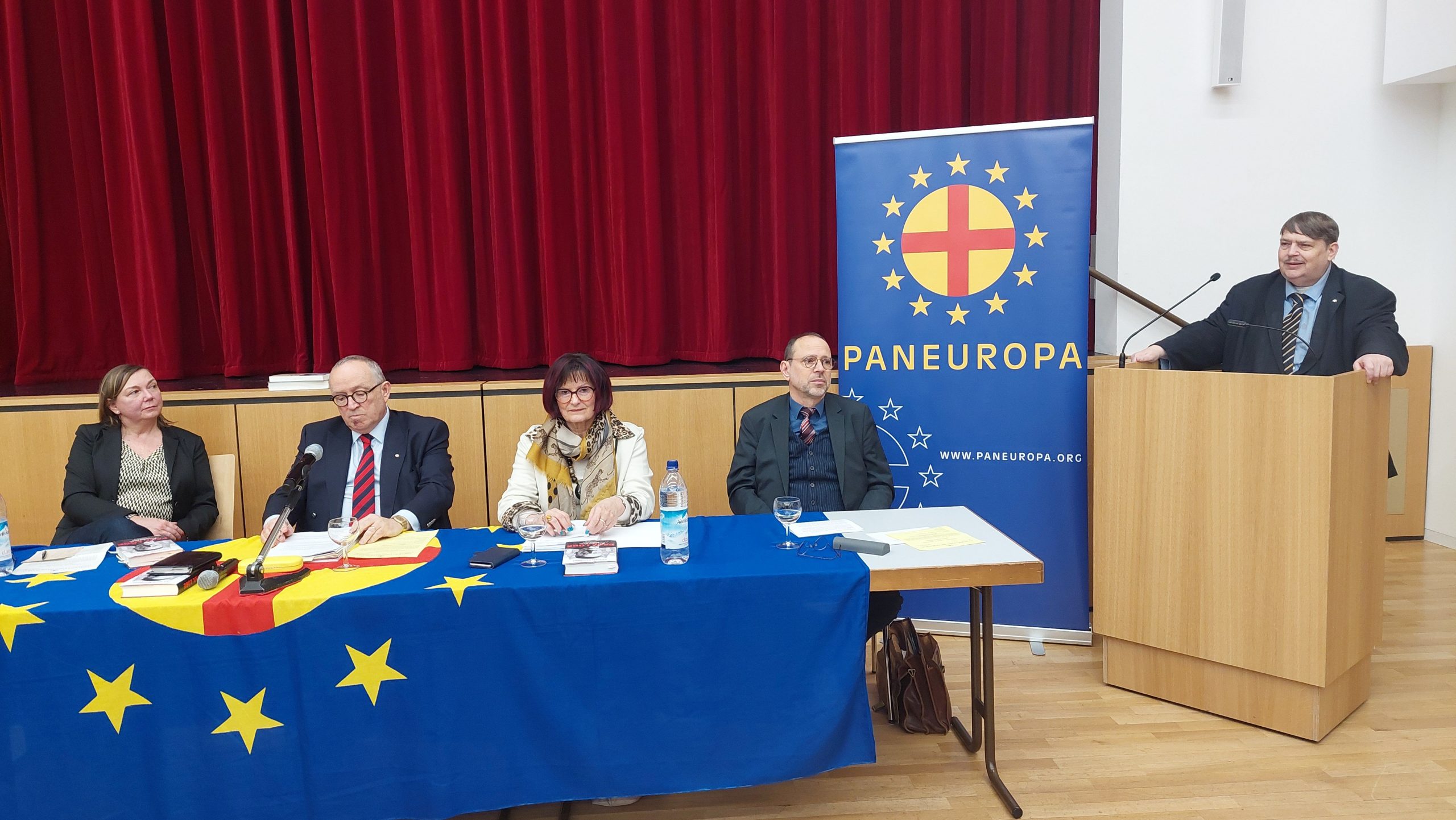 Ein Dreigestirn für Europa