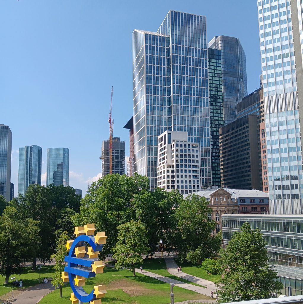Anlagenring Frankfurt am Main, Blick von der Oper