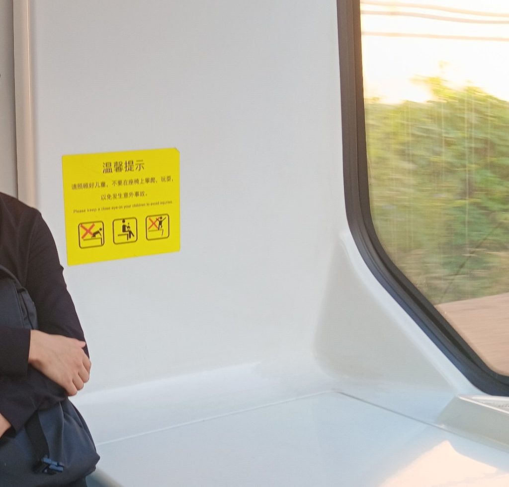 Begrüßung am Flughafen Peking: "Unfälle vermeiden"
